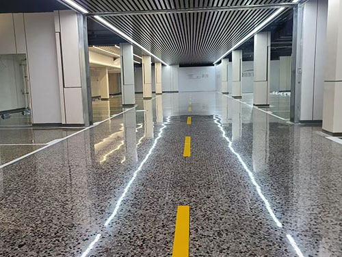 地下车库水磨石地坪